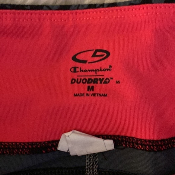 3 pair woman’s Gym shorts bundle - Picture 7 of 11